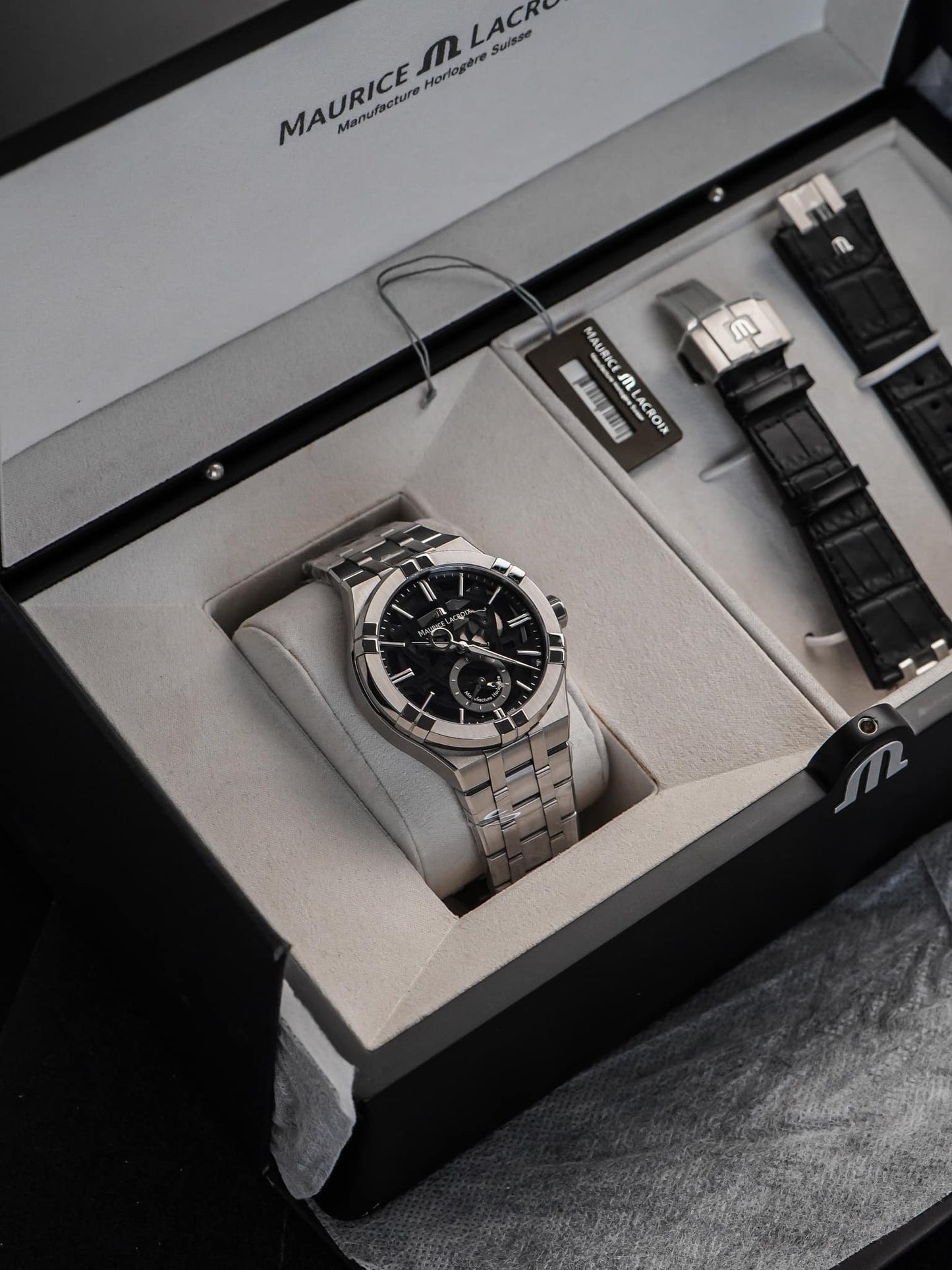 Maurice Lacroix Aikon Mercury AI6088-SS002-030-1